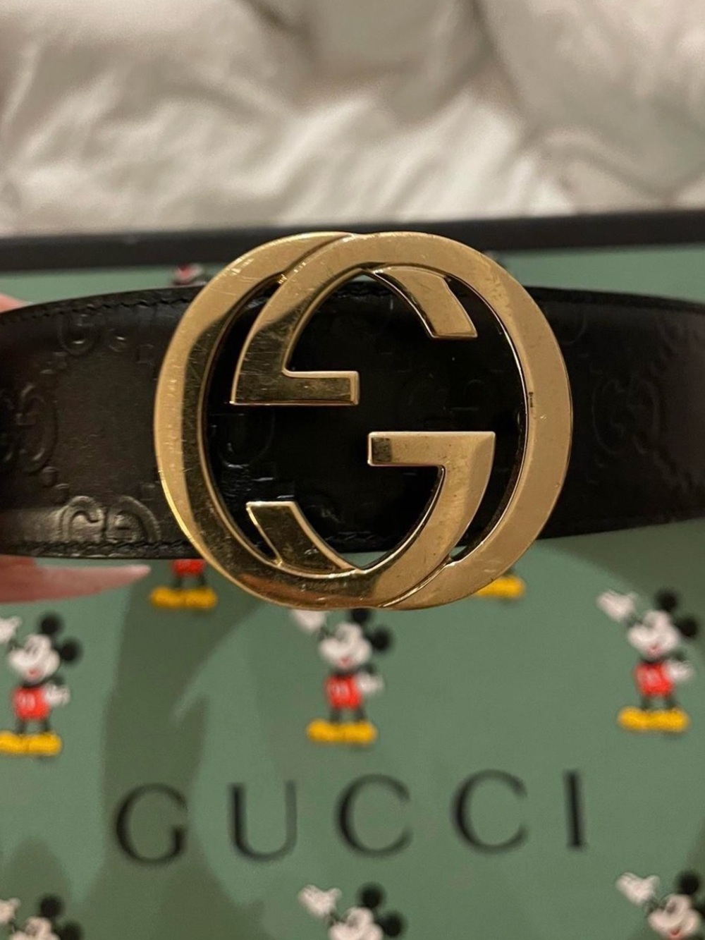 Gucci Black Leather Interlocking G Gold Buckle Belt - Picture 1 of 4